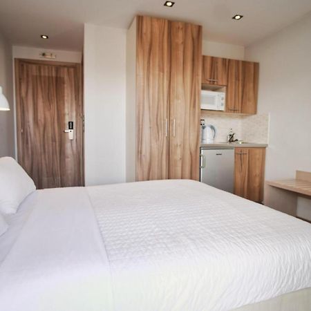 Elements Rooms & Apartments Атина Екстериор снимка